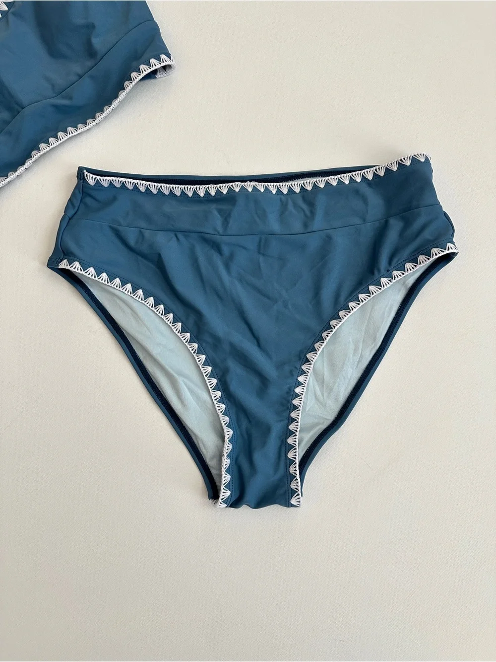 Cupshe Blue White Crochet Trim Scoop Neck High-Waist Bikini Set Size M